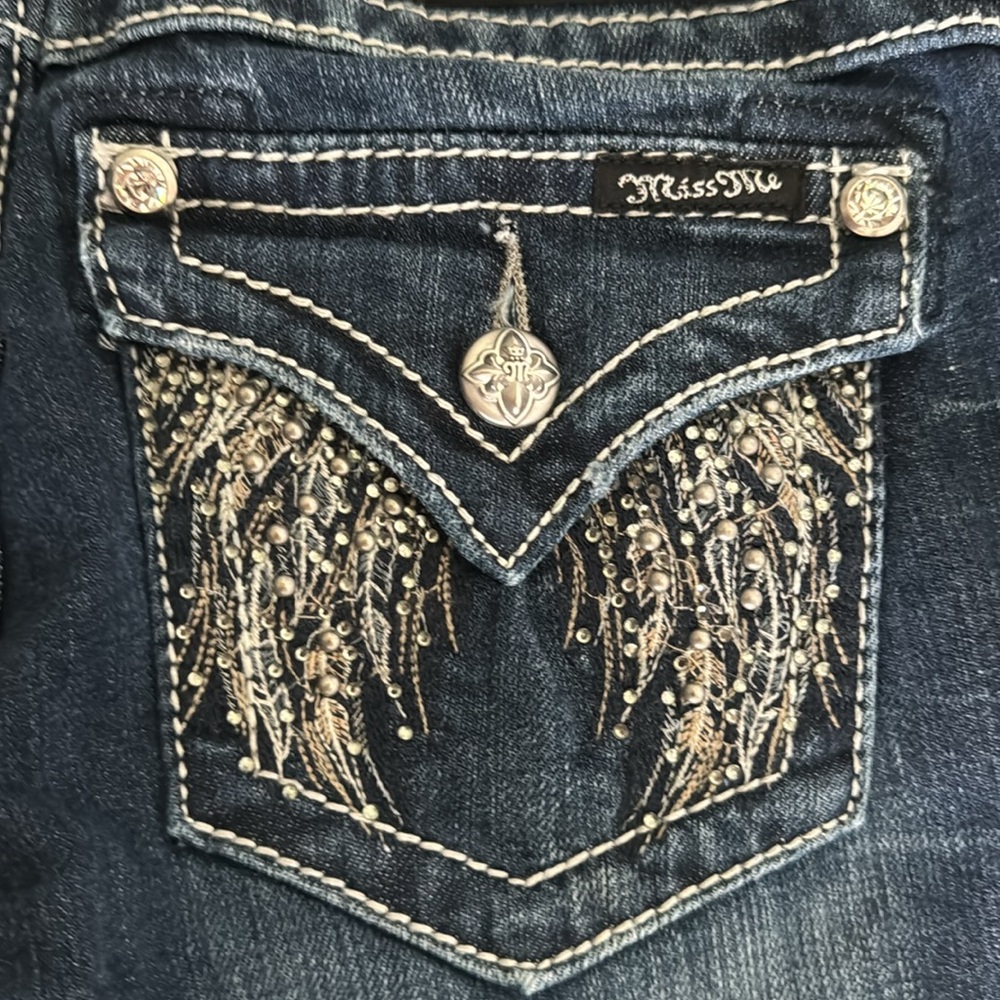 Miss me Boot cut Angel wing jeans like new - Picture 2 of 7